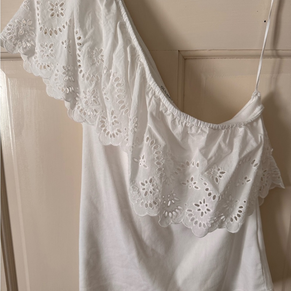 Old Navy One-Shoulder Eyelet Ruffle Top – Size Large - Picture 2 of 3